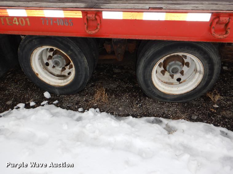 image for item DE0108 2006 Trail-Eze TE401 tilt deck equipment trailer