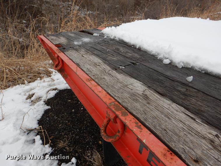 image for item DE0108 2006 Trail-Eze TE401 tilt deck equipment trailer