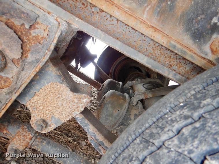 image for item DE0108 2006 Trail-Eze TE401 tilt deck equipment trailer