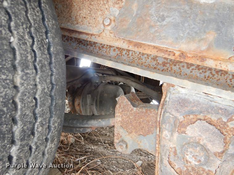 image for item DE0108 2006 Trail-Eze TE401 tilt deck equipment trailer