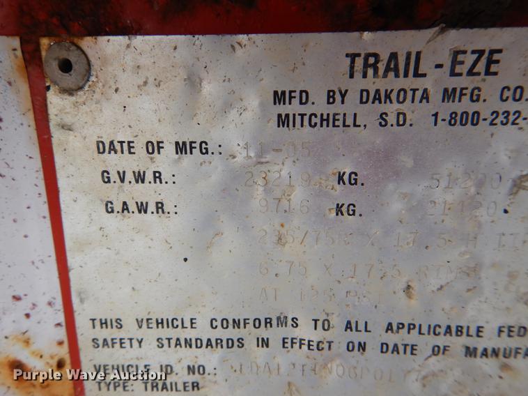 image for item DE0108 2006 Trail-Eze TE401 tilt deck equipment trailer