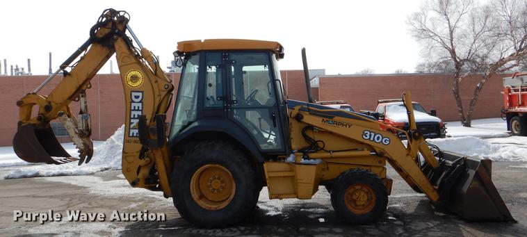 image for item DE0112 2003 John Deere 310G backhoe