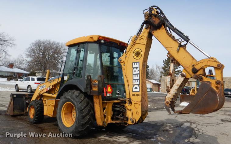 image for item DE0112 2003 John Deere 310G backhoe