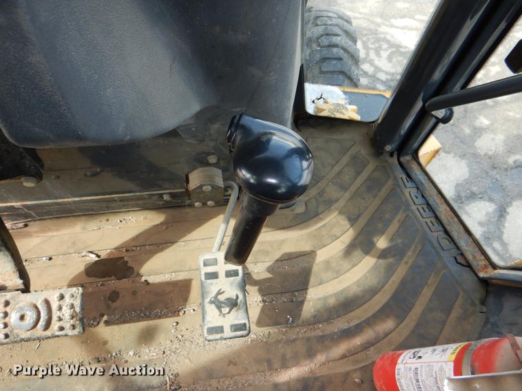 image for item DE0112 2003 John Deere 310G backhoe
