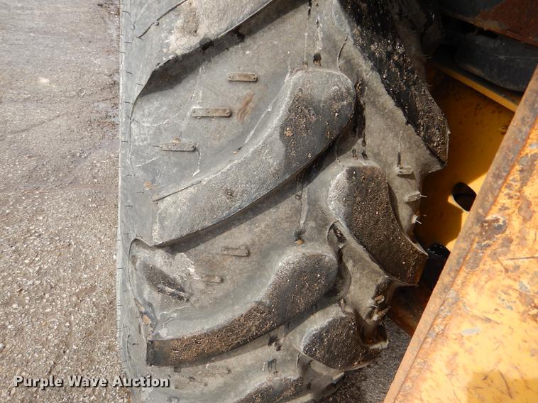 image for item DE0112 2003 John Deere 310G backhoe