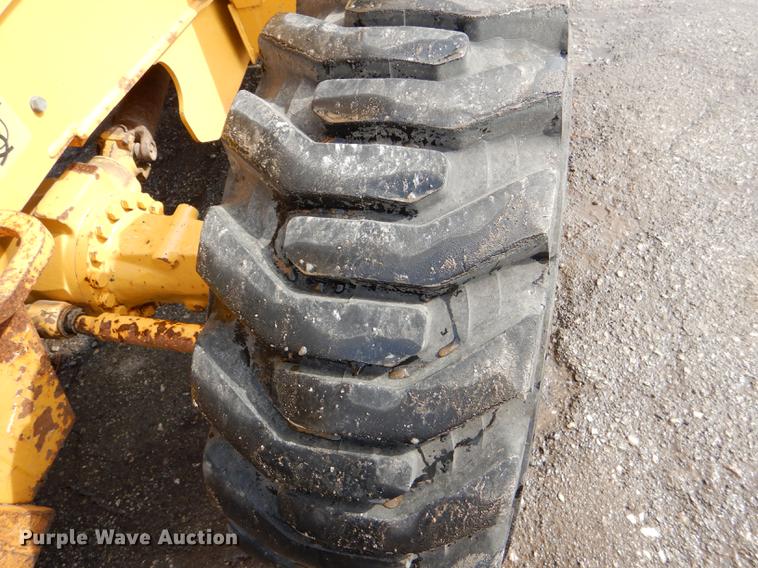 image for item DE0112 2003 John Deere 310G backhoe