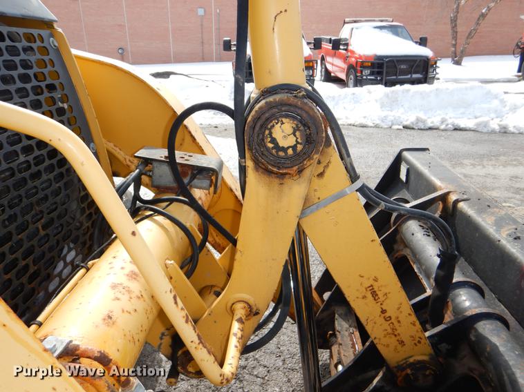 image for item DE0112 2003 John Deere 310G backhoe