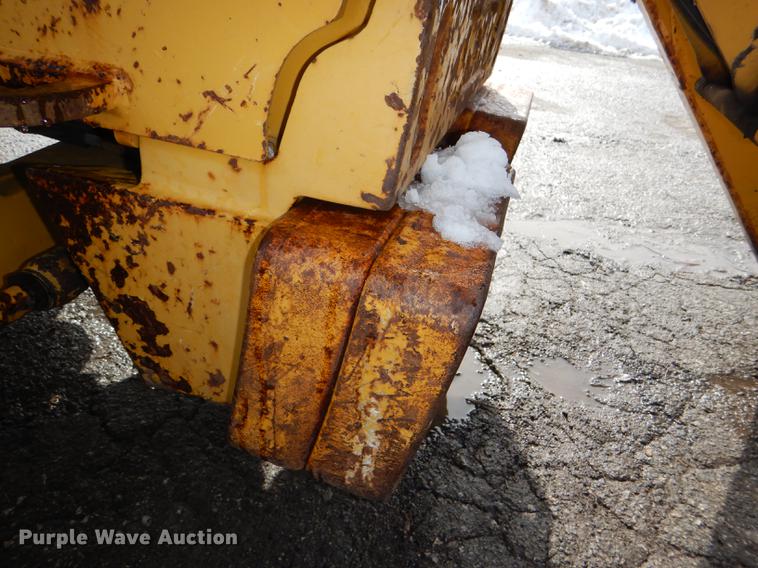 image for item DE0112 2003 John Deere 310G backhoe