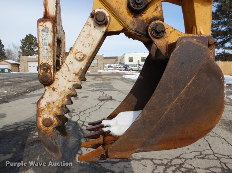 image for item DE0112 2003 John Deere 310G backhoe