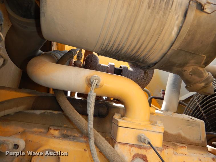 image for item DE0112 2003 John Deere 310G backhoe