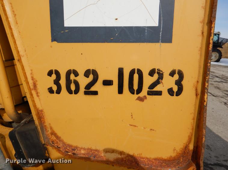 image for item DE0112 2003 John Deere 310G backhoe