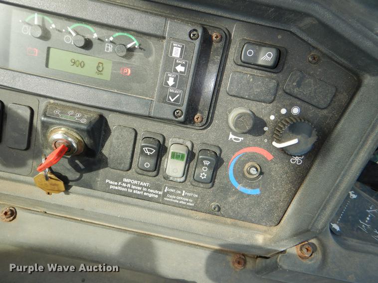 image for item DE0113 2003 John Deere 310G backhoe