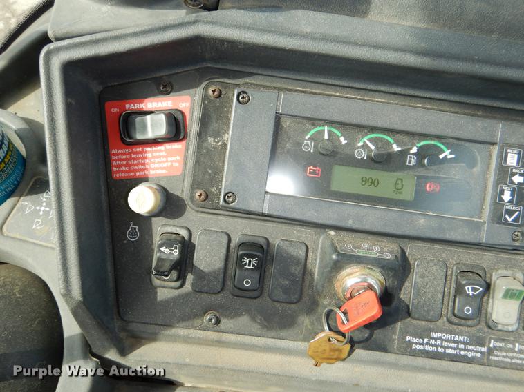 image for item DE0113 2003 John Deere 310G backhoe