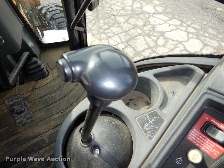 image for item DE0113 2003 John Deere 310G backhoe