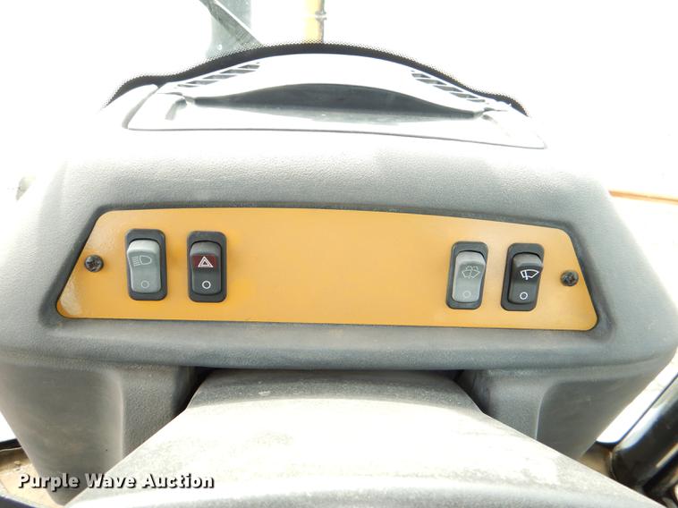 image for item DE0113 2003 John Deere 310G backhoe