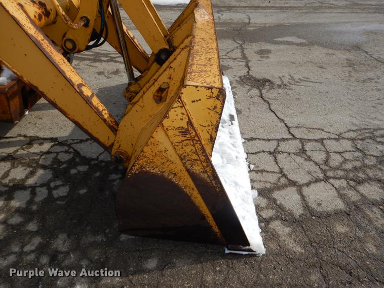 image for item DE0113 2003 John Deere 310G backhoe