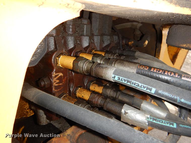 image for item DE0113 2003 John Deere 310G backhoe