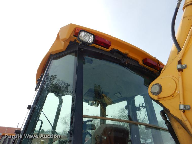 image for item DE0113 2003 John Deere 310G backhoe