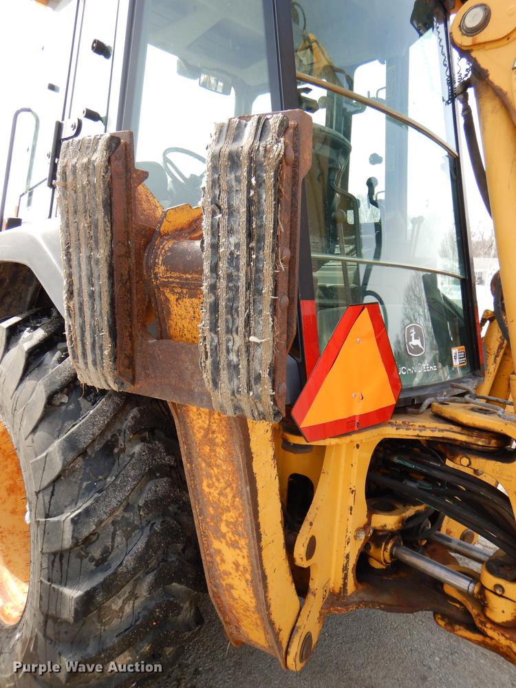 image for item DE0113 2003 John Deere 310G backhoe