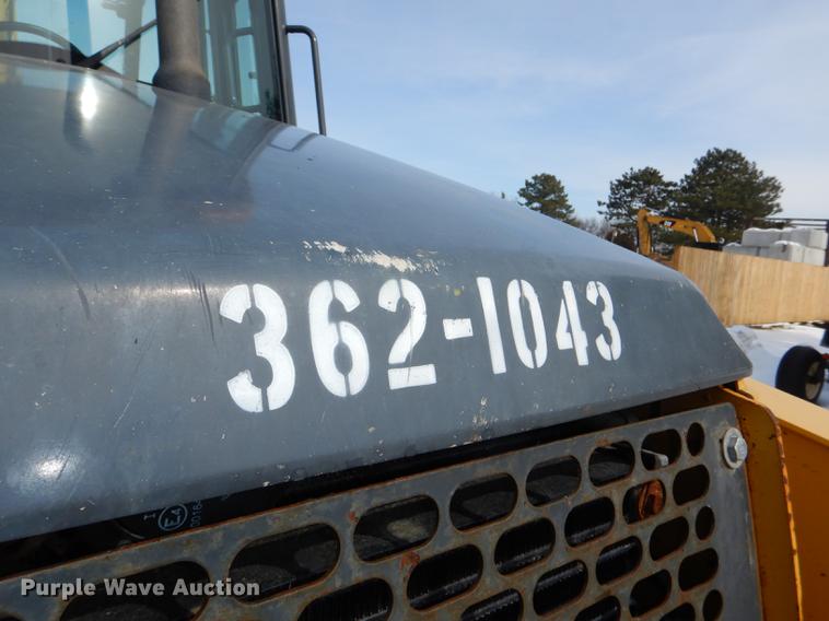 image for item DE0113 2003 John Deere 310G backhoe