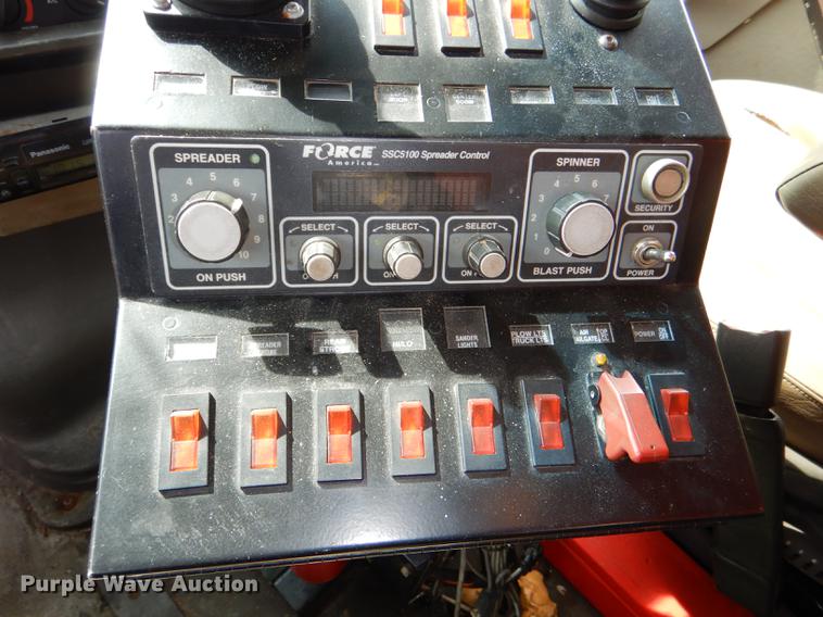 image for item DE0114 2003 Sterling LT7500 dump truck