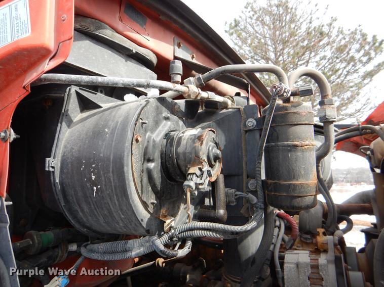 image for item DE0114 2003 Sterling LT7500 dump truck