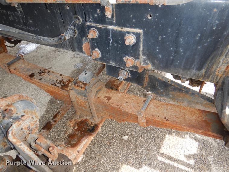 image for item DE0114 2003 Sterling LT7500 dump truck