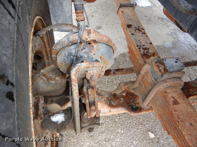 image for item DE0114 2003 Sterling LT7500 dump truck