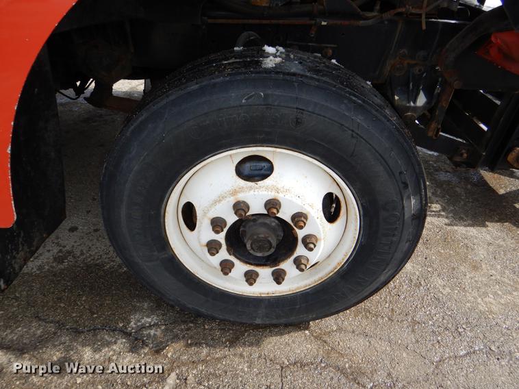 image for item DE0114 2003 Sterling LT7500 dump truck