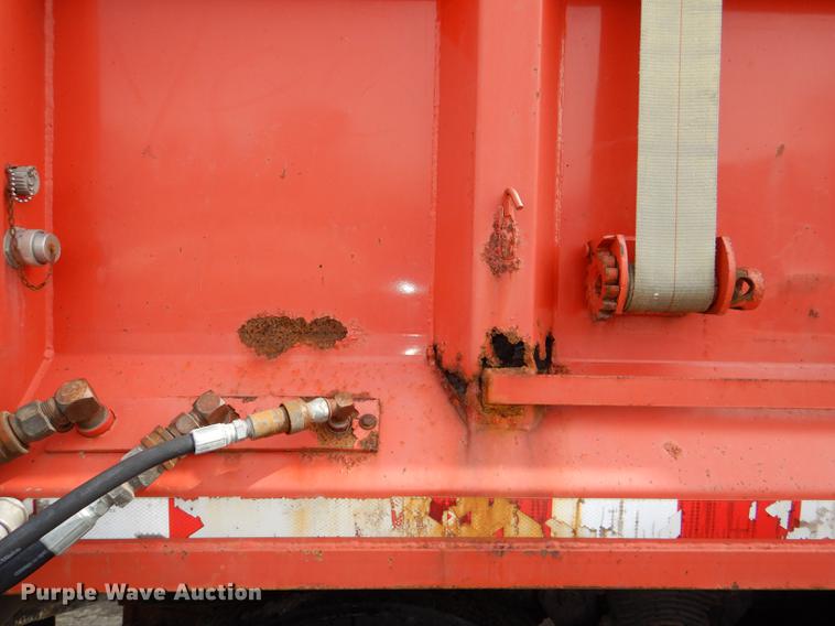 image for item DE0114 2003 Sterling LT7500 dump truck