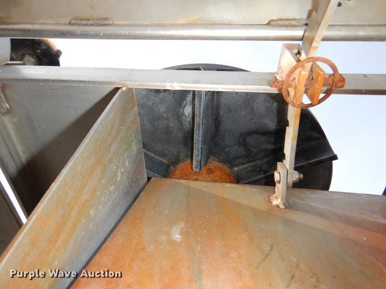 image for item DE0114 2003 Sterling LT7500 dump truck