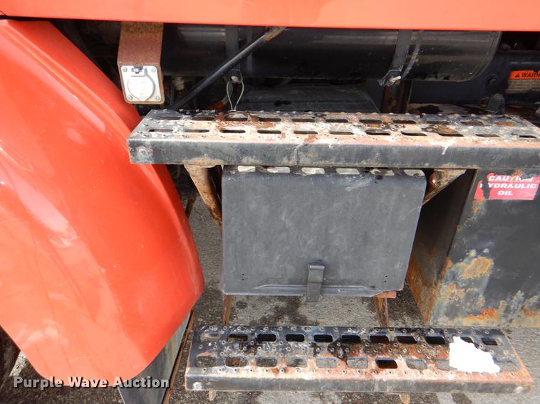 image for item DE0114 2003 Sterling LT7500 dump truck