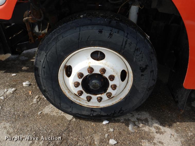 image for item DE0114 2003 Sterling LT7500 dump truck