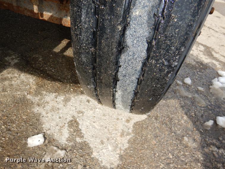 image for item DE0114 2003 Sterling LT7500 dump truck