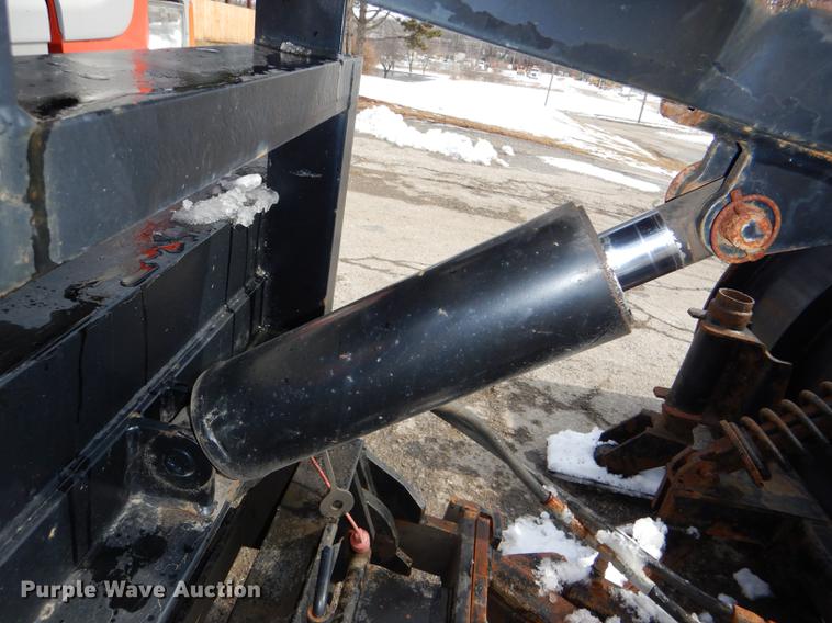 image for item DE0114 2003 Sterling LT7500 dump truck