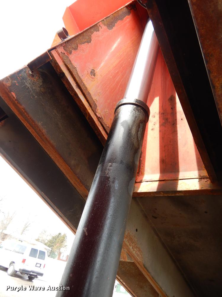 image for item DE0114 2003 Sterling LT7500 dump truck