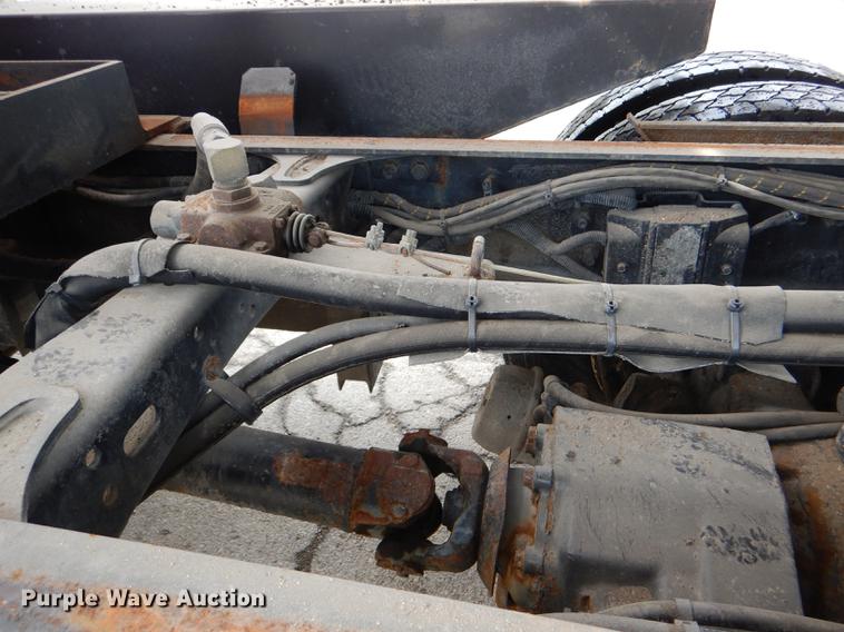 image for item DE0114 2003 Sterling LT7500 dump truck