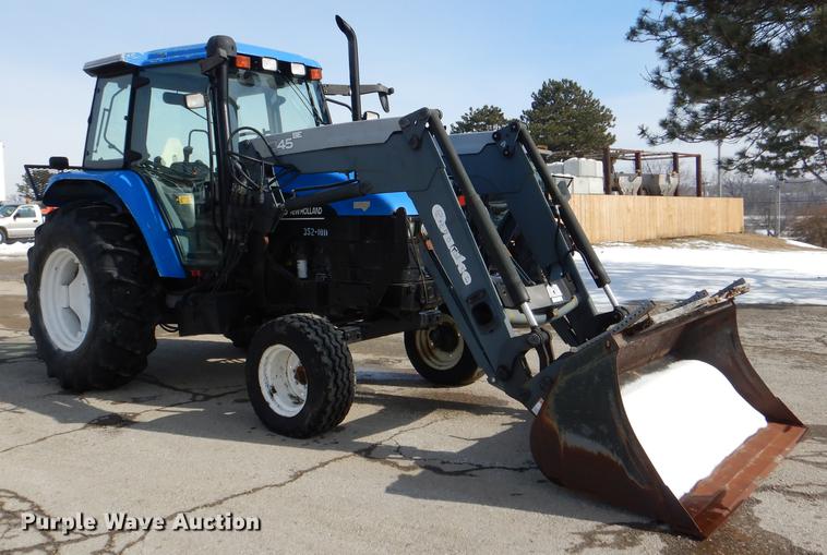 image for item DE0116 2002 New Holland TS100 tractor