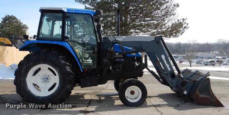 image for item DE0116 2002 New Holland TS100 tractor