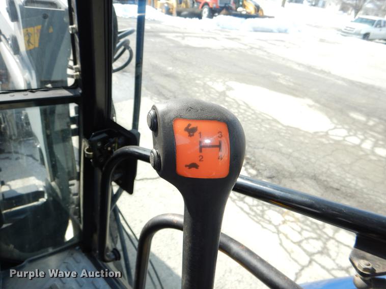 image for item DE0116 2002 New Holland TS100 tractor