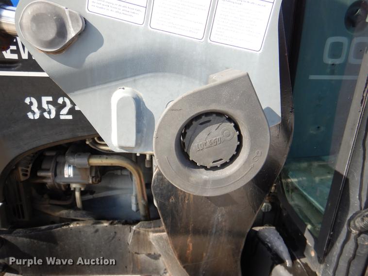 image for item DE0116 2002 New Holland TS100 tractor