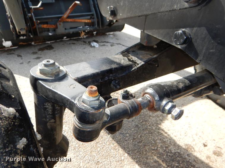 image for item DE0116 2002 New Holland TS100 tractor