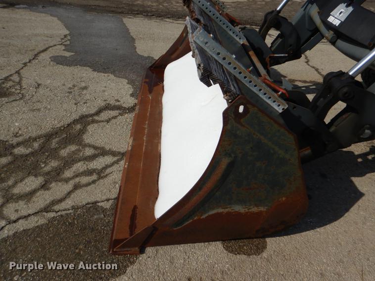 image for item DE0116 2002 New Holland TS100 tractor