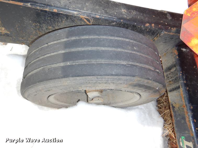 image for item DE0120 2011 Land Pride RCBM6615 batwing rotary mower