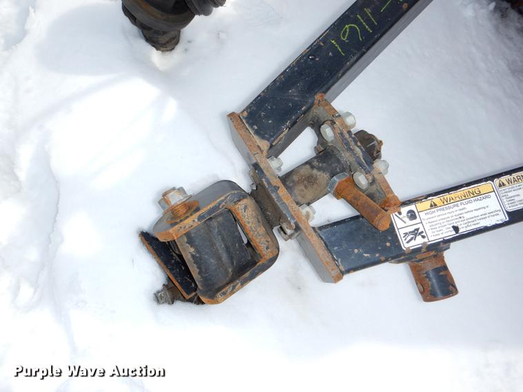 image for item DE0120 2011 Land Pride RCBM6615 batwing rotary mower