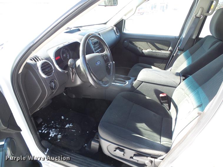 image for item DF2957 2009 Ford Explorer SUV