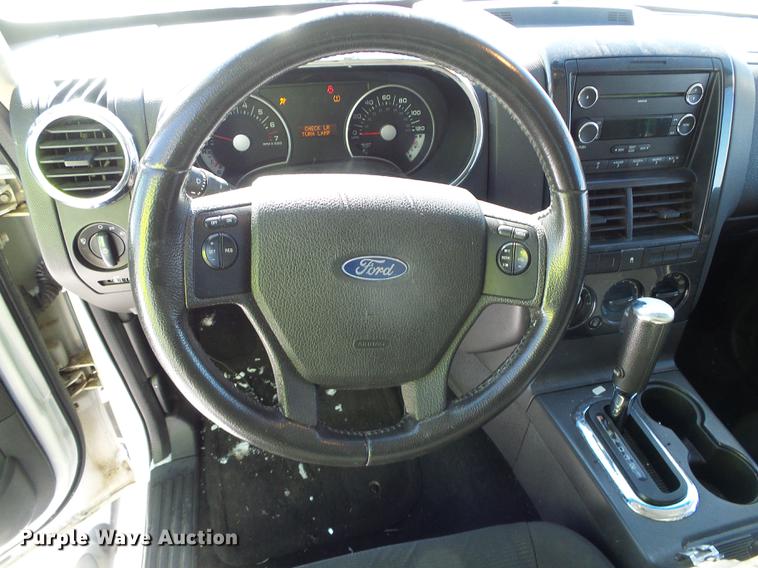 image for item DF2957 2009 Ford Explorer SUV