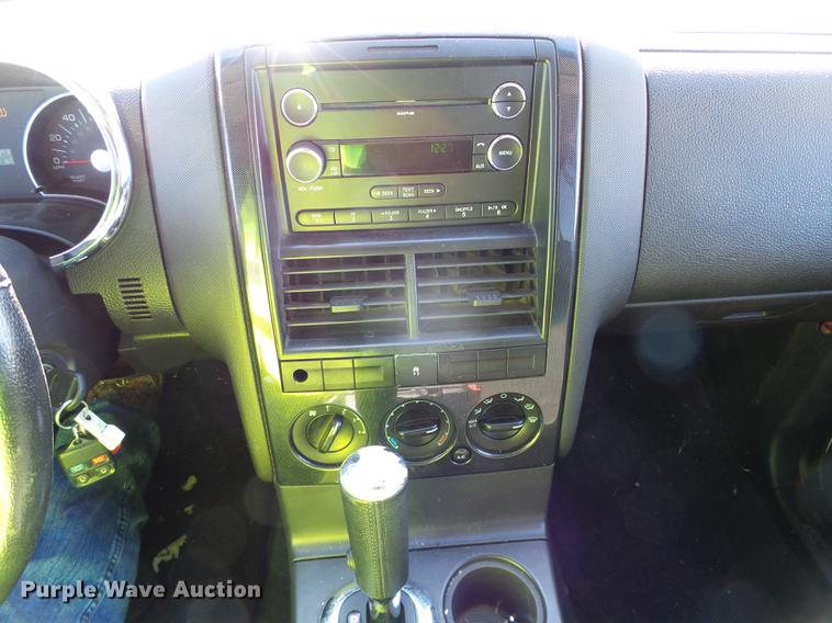 image for item DF2957 2009 Ford Explorer SUV