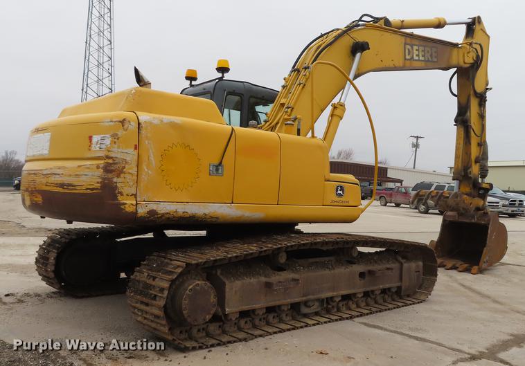 image for item DN9092 2005 John Deere 200C LC excavator