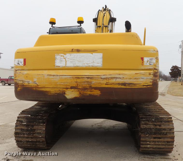 image for item DN9092 2005 John Deere 200C LC excavator